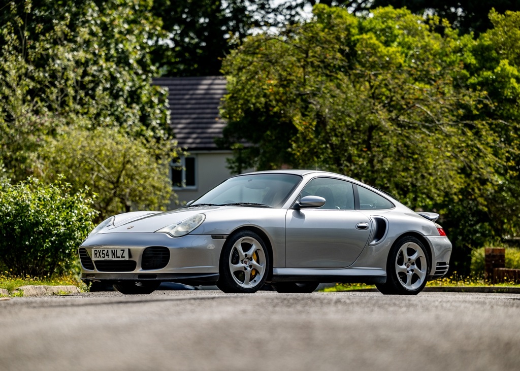 Lot 193 - 2004 Porsche 911/996 Turbo S 'UK Press car'