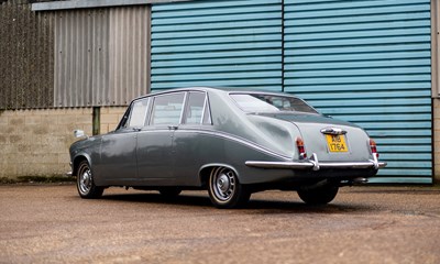 Lot 242 - 1970 Daimler DS420