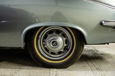 Lot 242 - 1970 Daimler DS420