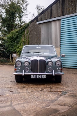 Lot 242 - 1970 Daimler DS420