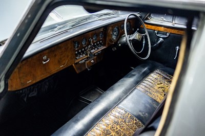 Lot 242 - 1970 Daimler DS420