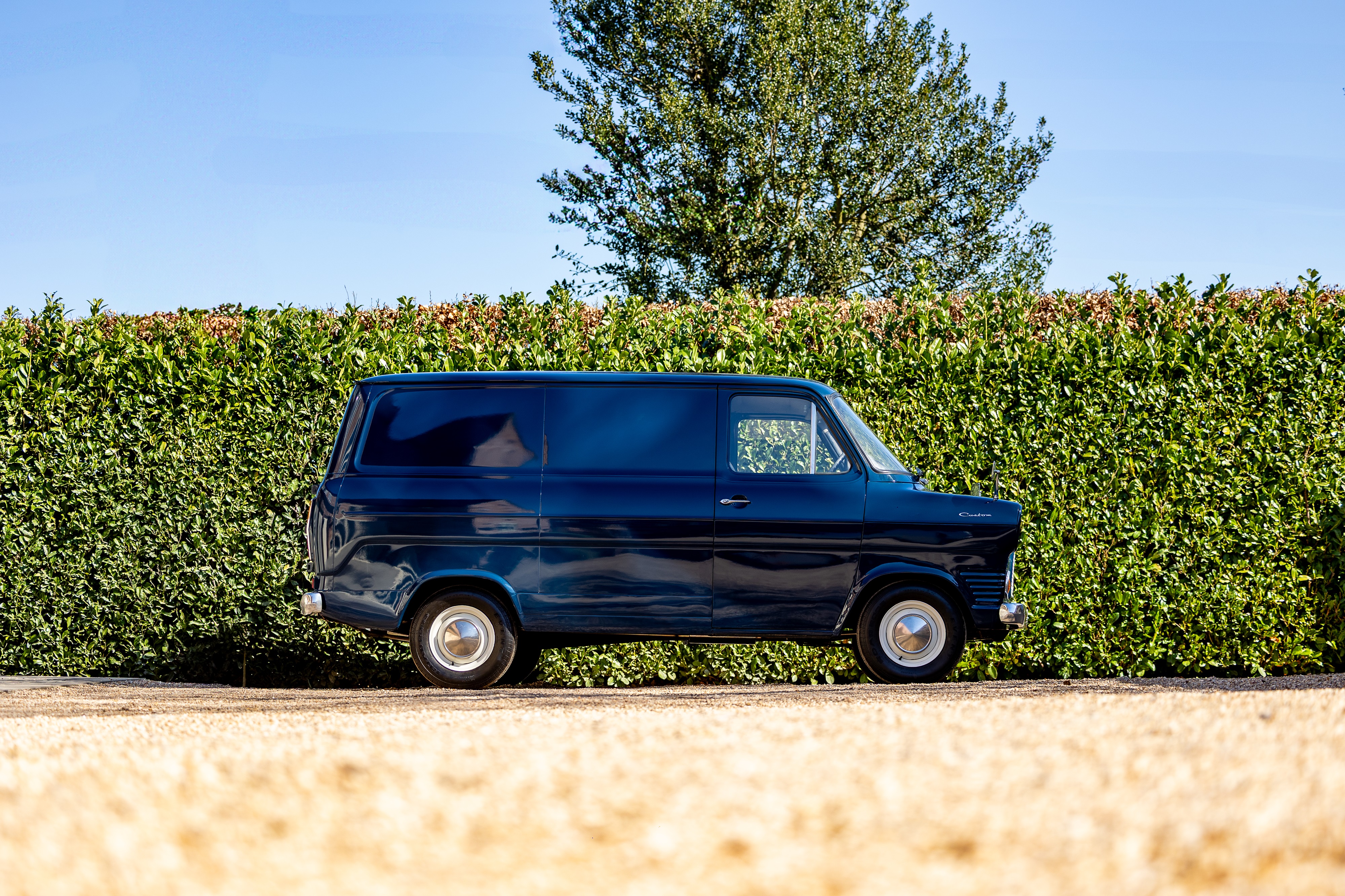 1973 Ford Transit MkI in "A Country Practice, 1981-1994&quot