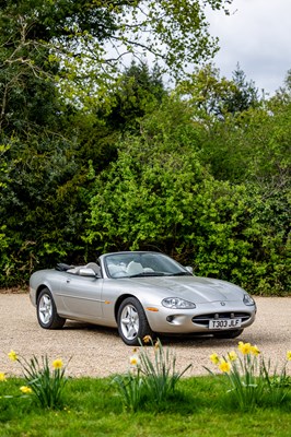 Lot 252 - 1999 Jaguar XK8 Convertible