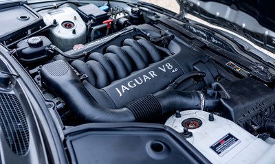 Lot 252 - 1999 Jaguar XK8 Convertible