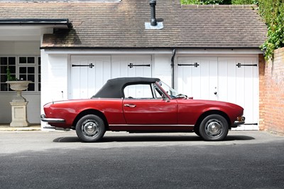 Lot 162 - 1974 Peugeot 504 GL Cabriolet