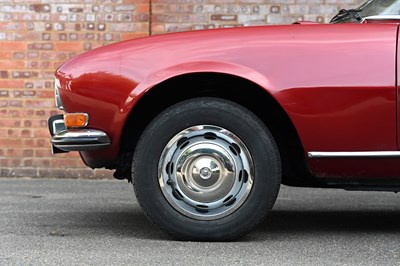 Lot 162 - 1974 Peugeot 504 GL Cabriolet