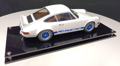 Lot 101 - Porsche 911 Scale Model
