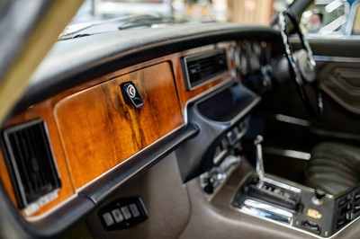 Lot 287 - 1975 Jaguar XJC (4.2 litre)