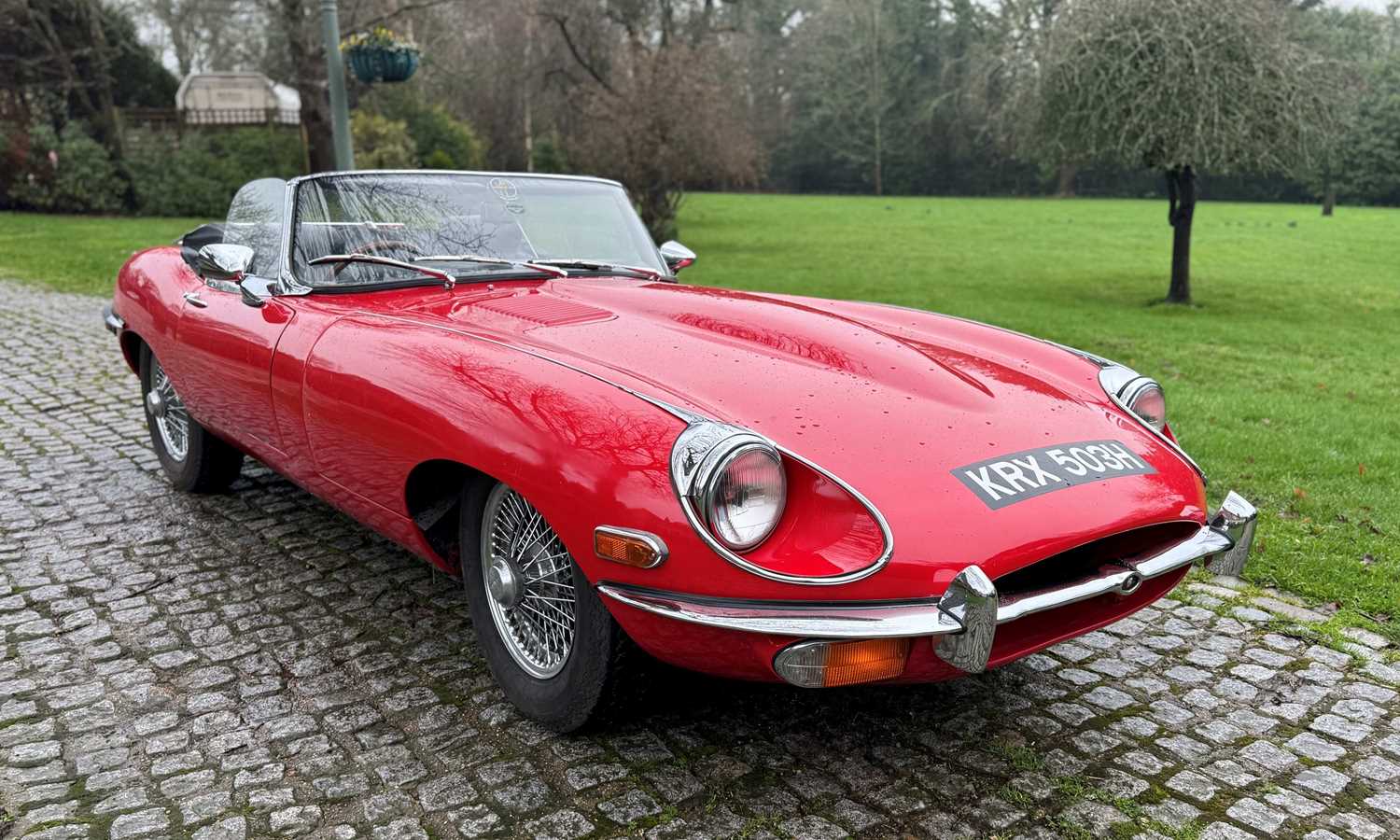 Lot 202 - 1969 Jaguar E-Type Series II Roadster