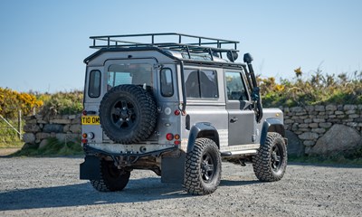 Lot 193 - 2001 Land Rover Defender 90 Tomb Raider