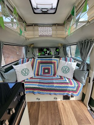 Lot 168 - 1972 Volkswagen T2 Camper