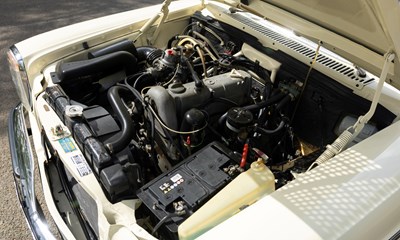 Lot 143 - 1976 Mercedes-Benz 230 Saloon W115