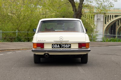 Lot 143 - 1976 Mercedes-Benz 230 Saloon W115
