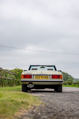 Lot 305 - 1980 Mercedes-Benz 450 SL