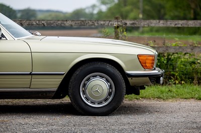 Lot 305 - 1980 Mercedes-Benz 450 SL