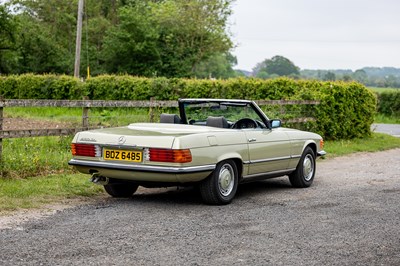 Lot 305 - 1980 Mercedes-Benz 450 SL