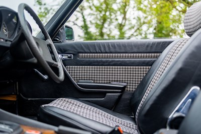 Lot 305 - 1980 Mercedes-Benz 450 SL
