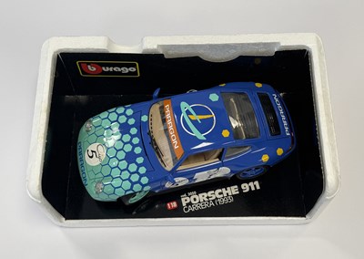 Lot 120 - Porsche 911/993 Paragon Race Car Model