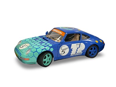Lot 120 - Porsche 911/993 Paragon Race Car Model