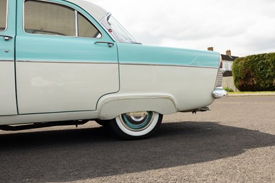 Lot 120 - 1961 Ford Zodiac Mk. II Lowline