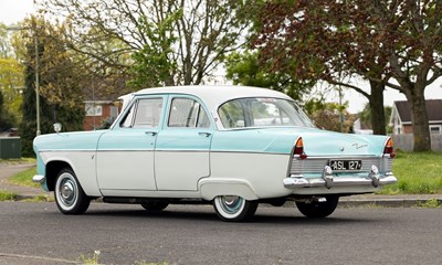 Lot 120 - 1961 Ford Zodiac Mk. II Lowline