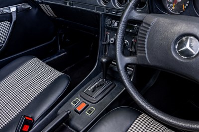 Lot 223 - 1977 Mercedes-Benz 450 SL