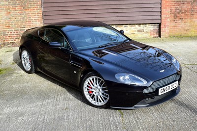Lot 290 - 2009 Aston Martin Vantage 4.7 V8 Coupé Sportshift