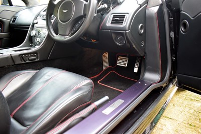 Lot 290 - 2009 Aston Martin Vantage 4.7 V8 Coupé Sportshift