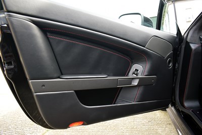 Lot 290 - 2009 Aston Martin Vantage 4.7 V8 Coupé Sportshift