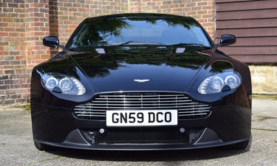 Lot 290 - 2009 Aston Martin Vantage 4.7 V8 Coupé Sportshift