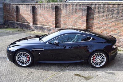 Lot 290 - 2009 Aston Martin Vantage 4.7 V8 Coupé Sportshift