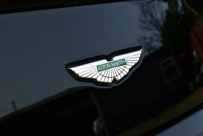 Lot 290 - 2009 Aston Martin Vantage 4.7 V8 Coupé Sportshift