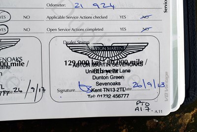 Lot 290 - 2009 Aston Martin Vantage 4.7 V8 Coupé Sportshift