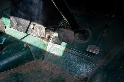 Lot 112 - 1960 Bedford J3 Truck