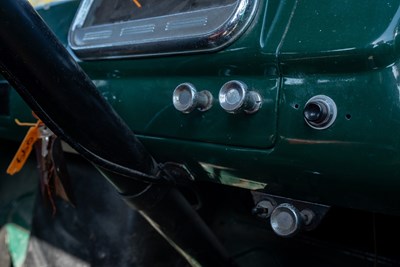 Lot 112 - 1960 Bedford J3 Truck