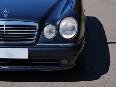 Lot 141 - 1999 Mercedes-Benz E55 AMG