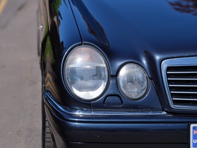 Lot 141 - 1999 Mercedes-Benz E55 AMG