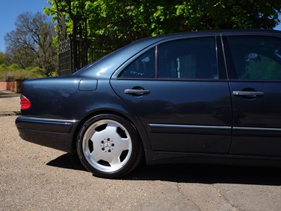 Lot 141 - 1999 Mercedes-Benz E55 AMG