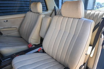 Lot 161 - 1983 Mercedes-Benz 280 CE