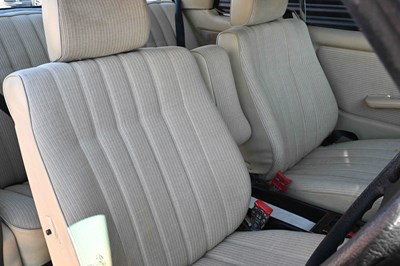 Lot 161 - 1983 Mercedes-Benz 280 CE