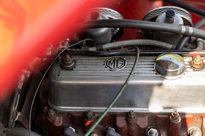 Lot 289 - 1970 MGB GT