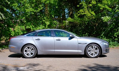Lot 137 - 2012 Jaguar XJ Premium Luxury V8