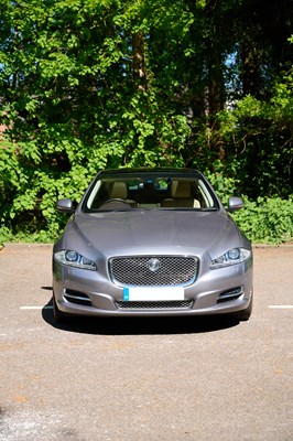 Lot 137 - 2012 Jaguar XJ Premium Luxury V8
