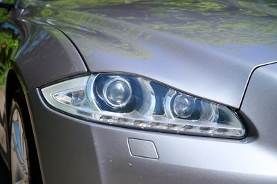 Lot 137 - 2012 Jaguar XJ Premium Luxury V8