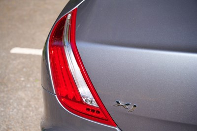 Lot 137 - 2012 Jaguar XJ Premium Luxury V8