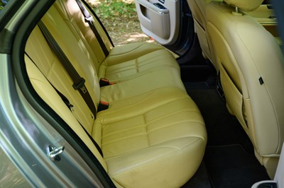 Lot 137 - 2012 Jaguar XJ Premium Luxury V8