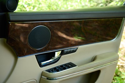 Lot 137 - 2012 Jaguar XJ Premium Luxury V8