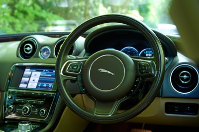 Lot 137 - 2012 Jaguar XJ Premium Luxury V8