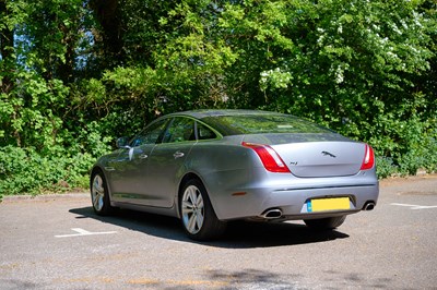 Lot 137 - 2012 Jaguar XJ Premium Luxury V8