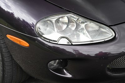 Lot 1998 Jaguar XKR Convertible